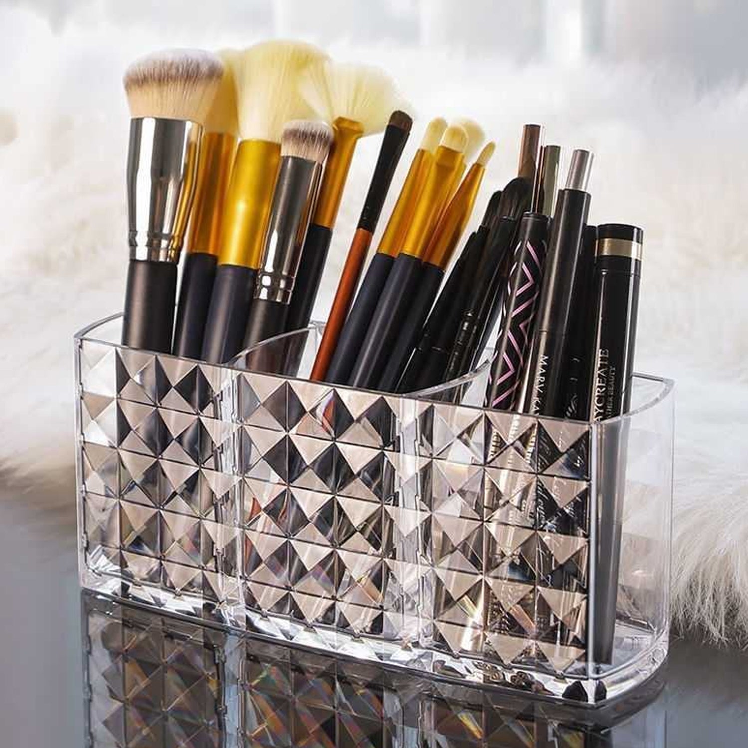 Elegant Crystal-effect 3-compartment Acrylic Makeup Brush Holder (1 Pc) Elegant Crystal-effect 3-compartment Acrylic Makeup Brush Holder (1 Pc)